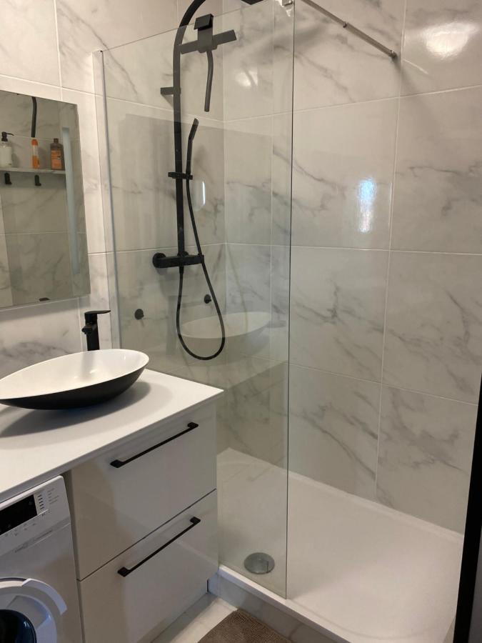 Apartmán Appt T2 Proche Gare De Beziers Impasse Fay Exteriér fotografie